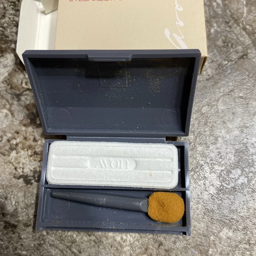 Original Avon Silk‎ Finish Eyeshadow Single In Aquamarine